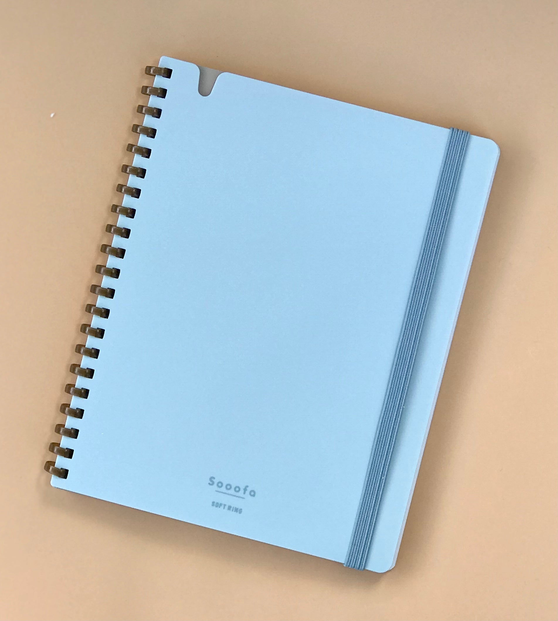 Amazon.com : KOKUYO Sooofa Soft Ring Notebook, 0.2 inch (4 mm) Grid Ruled,  80 sheets, A5 Deformation, Warm Gray, Japan Import (SU-SV738S4-DM) : Office  Products